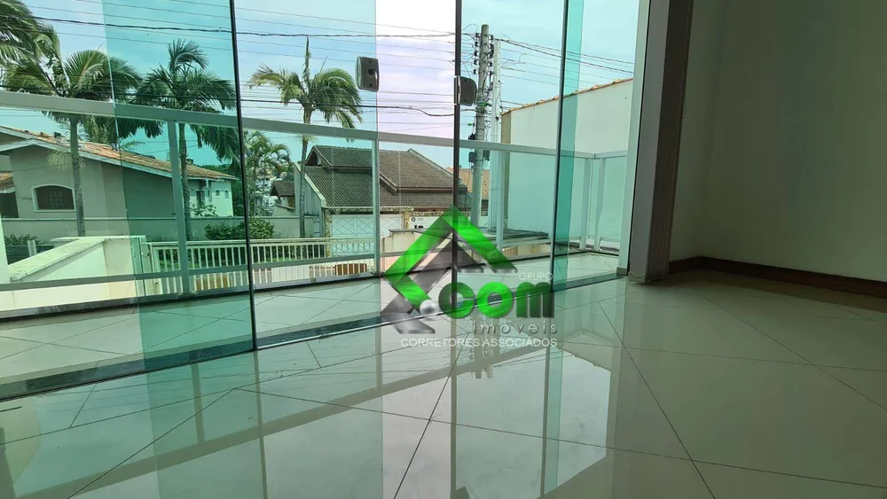 Casa, 3 quartos, 157 m² - Foto 1