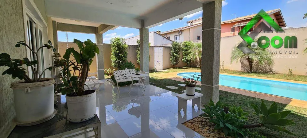 Casa, 3 quartos, 195 m² - Foto 1