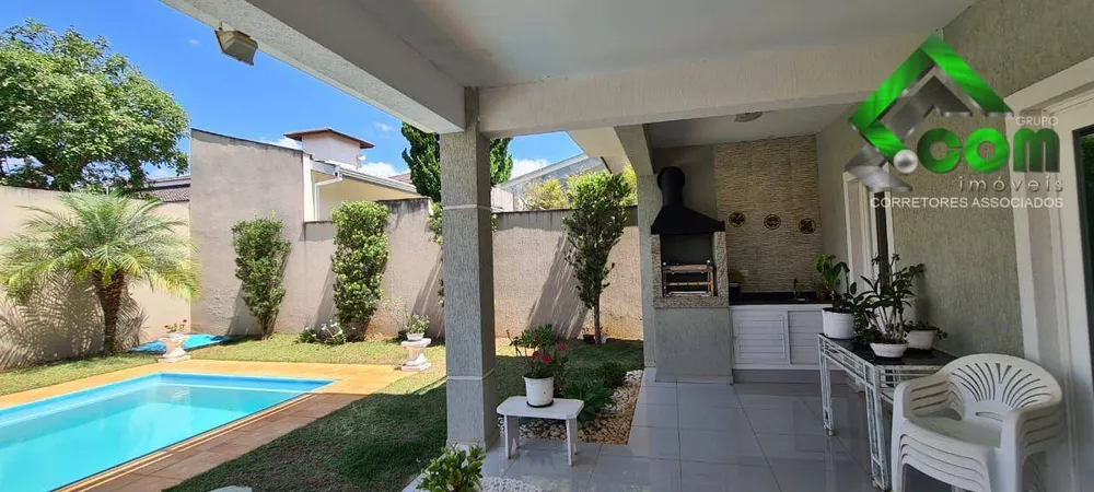 Casa, 3 quartos, 195 m² - Foto 2
