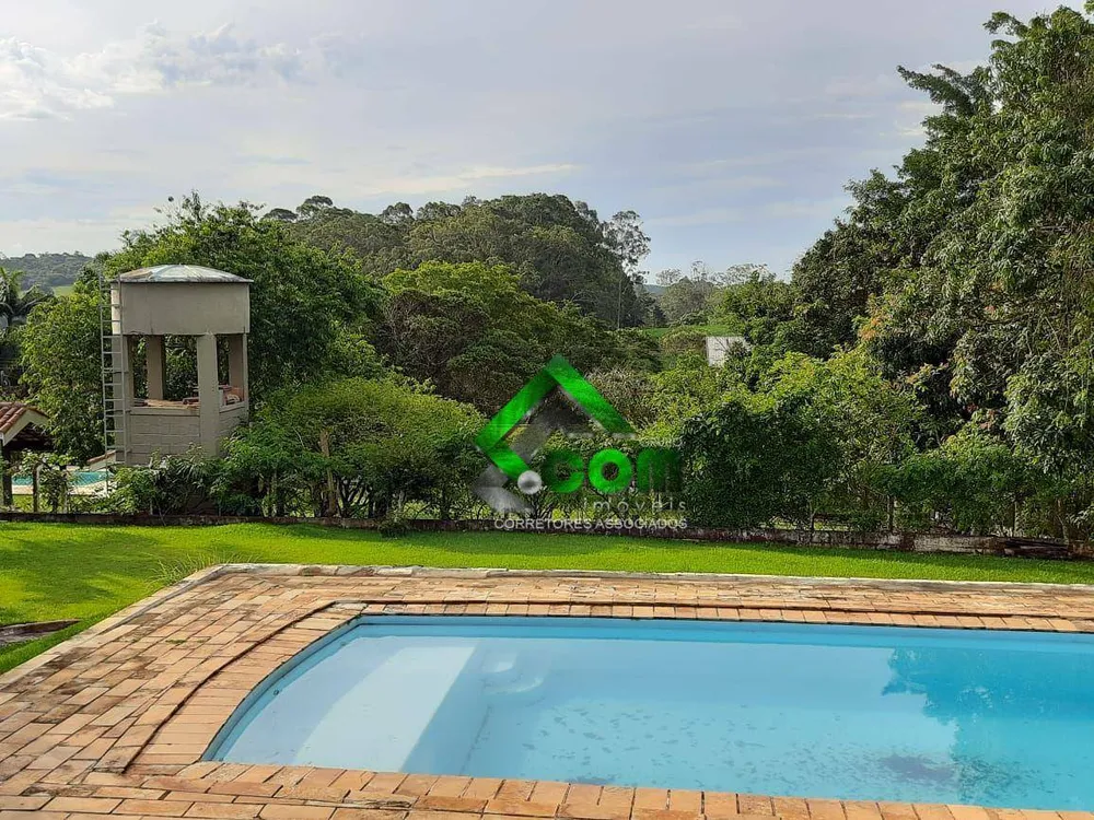 Casa, 3 quartos, 232 m² - Foto 1