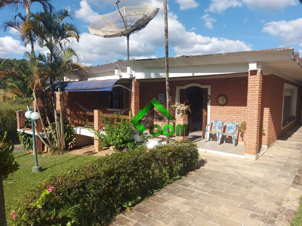 Chácara, 4 quartos, 1705 m² - Foto 2
