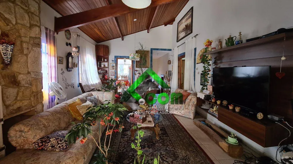 Casa, 3 quartos, 240 m² - Foto 3