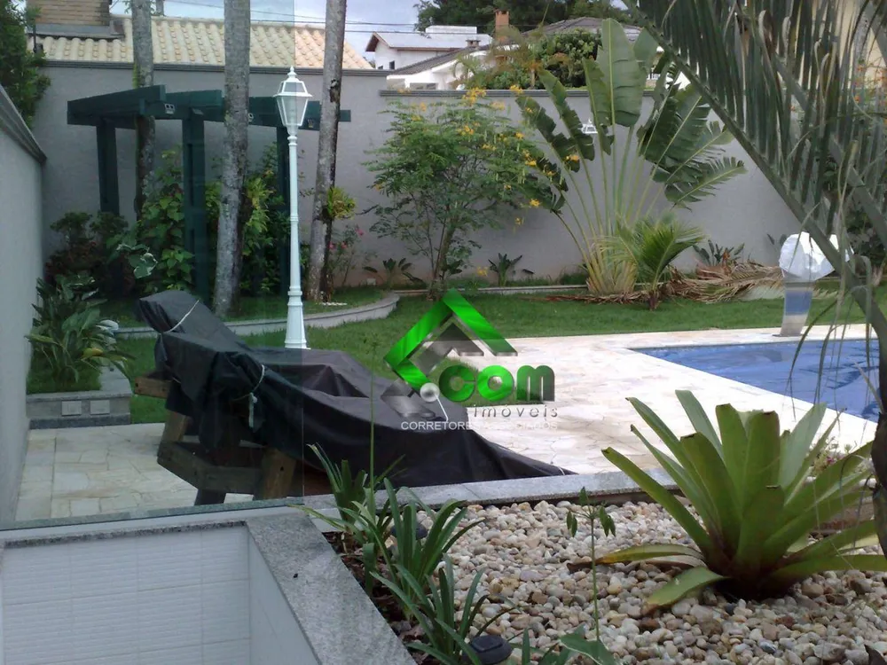 Casa, 3 quartos, 321 m² - Foto 1