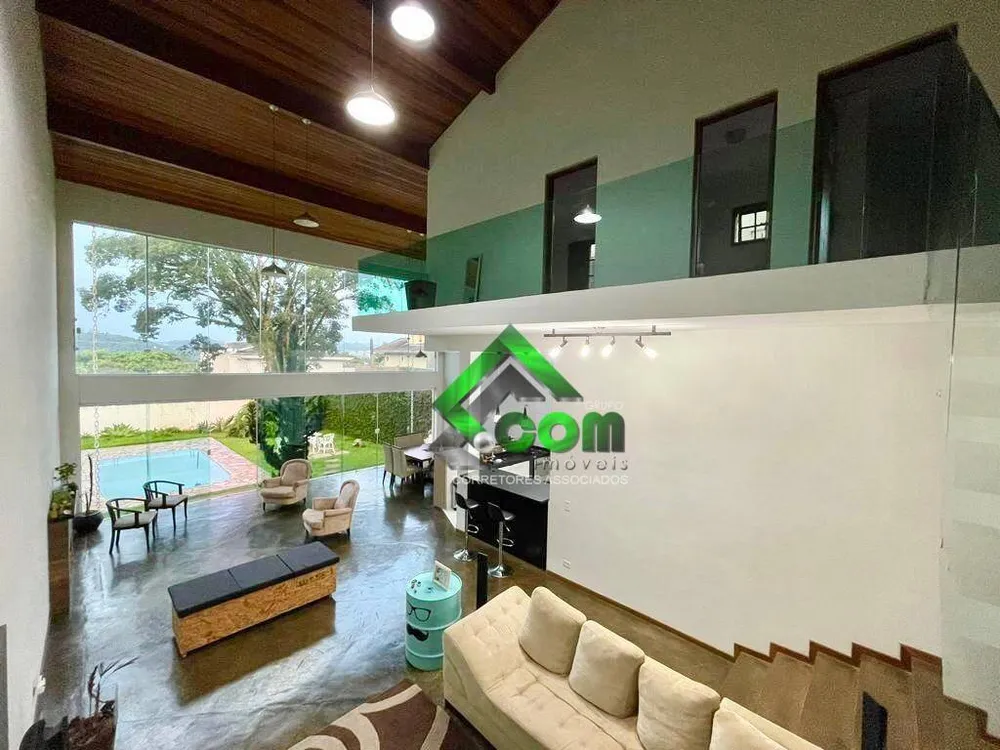 Casa, 3 quartos, 270 m² - Foto 1