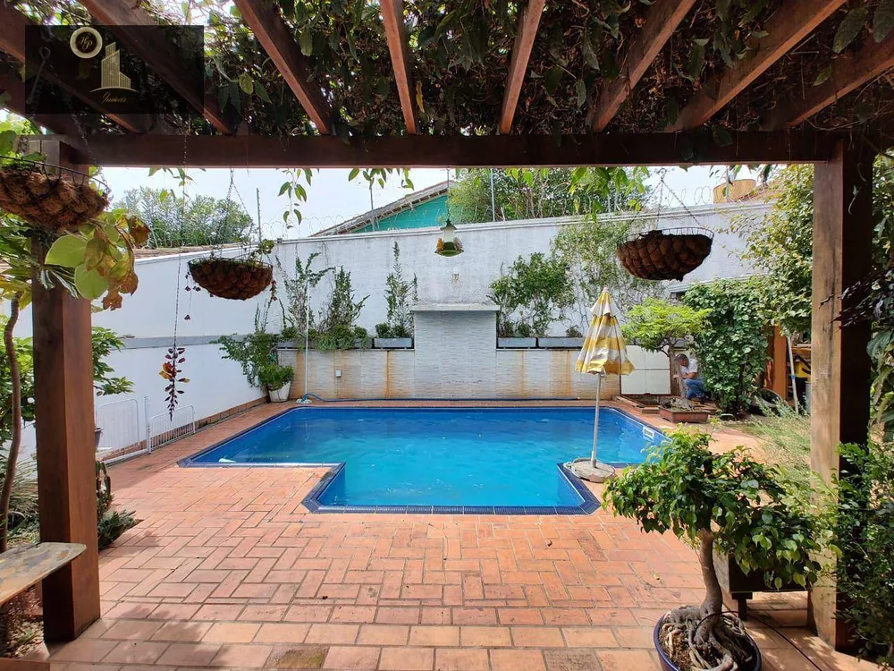 Casa de Condomínio à venda com 3 quartos, 259m² - Foto 2