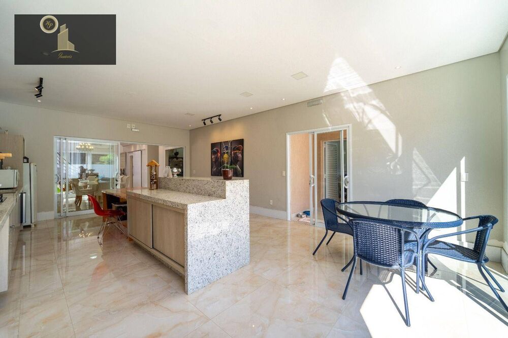 Casa de Condomínio à venda com 3 quartos, 343m² - Foto 15
