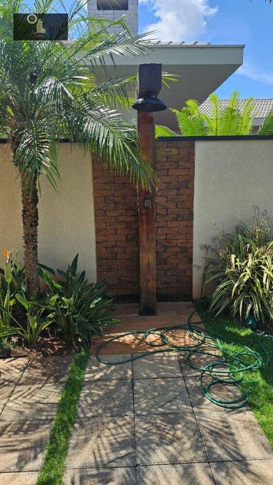 Casa de Condomínio à venda com 4 quartos, 327m² - Foto 4