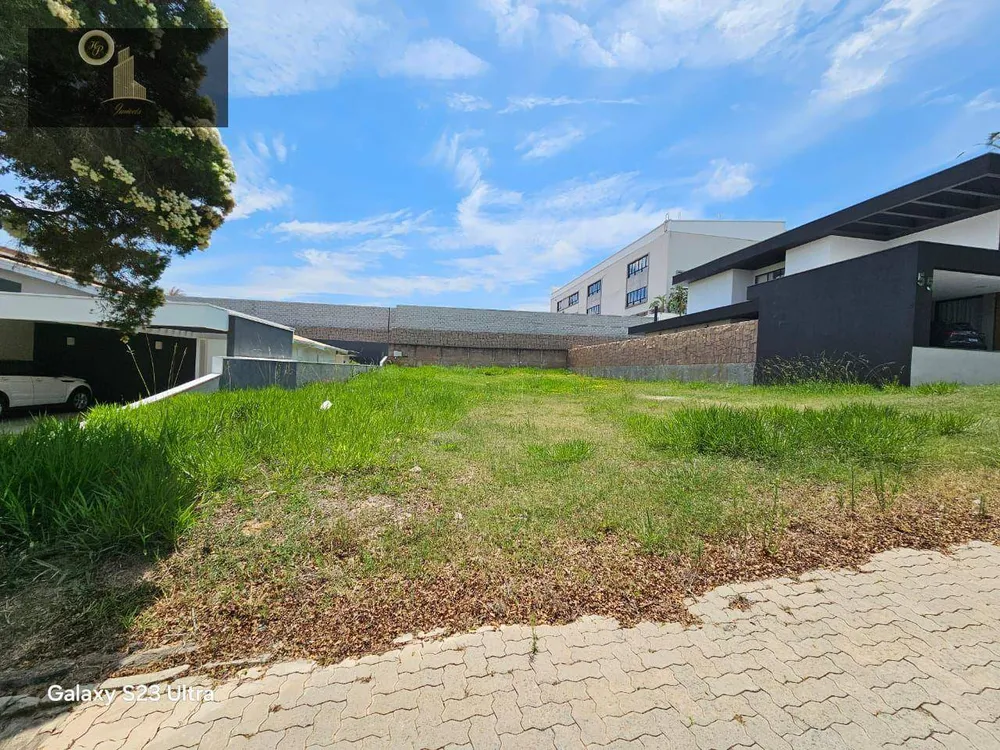 Loteamento e Condomínio, 800 m² - Foto 1