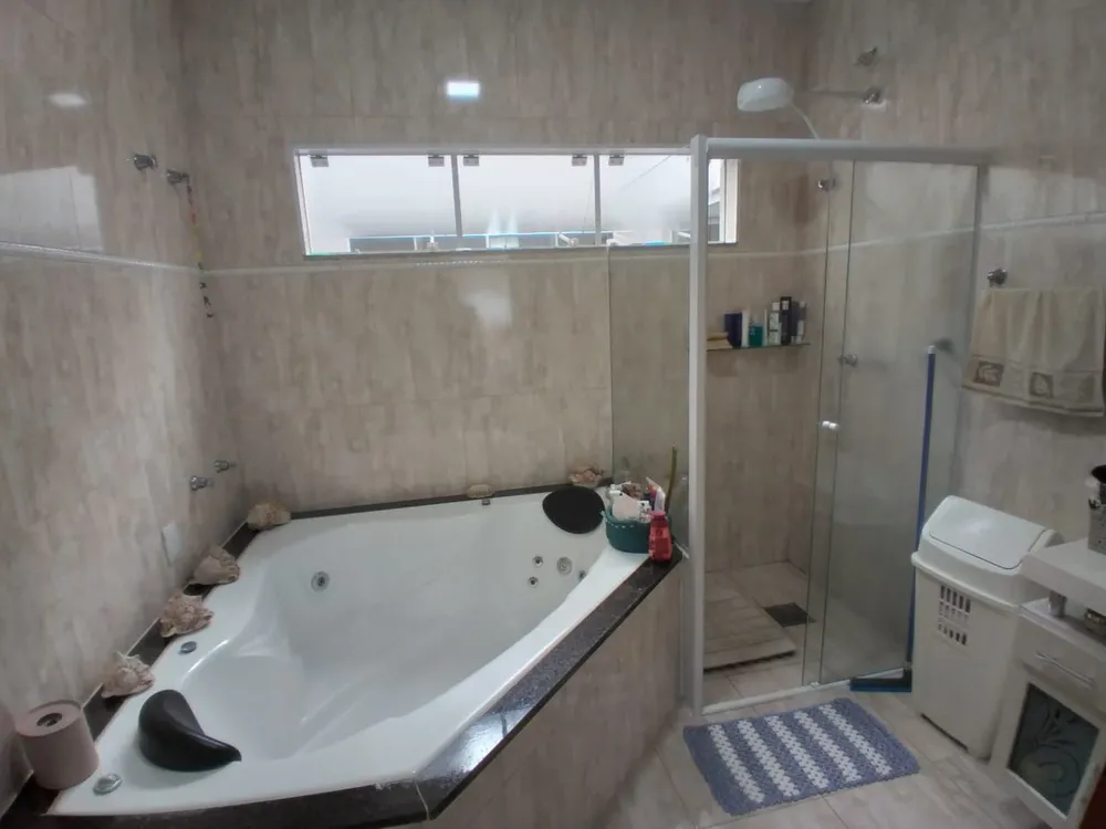 Casa, 5 quartos, 240 m² - Foto 9