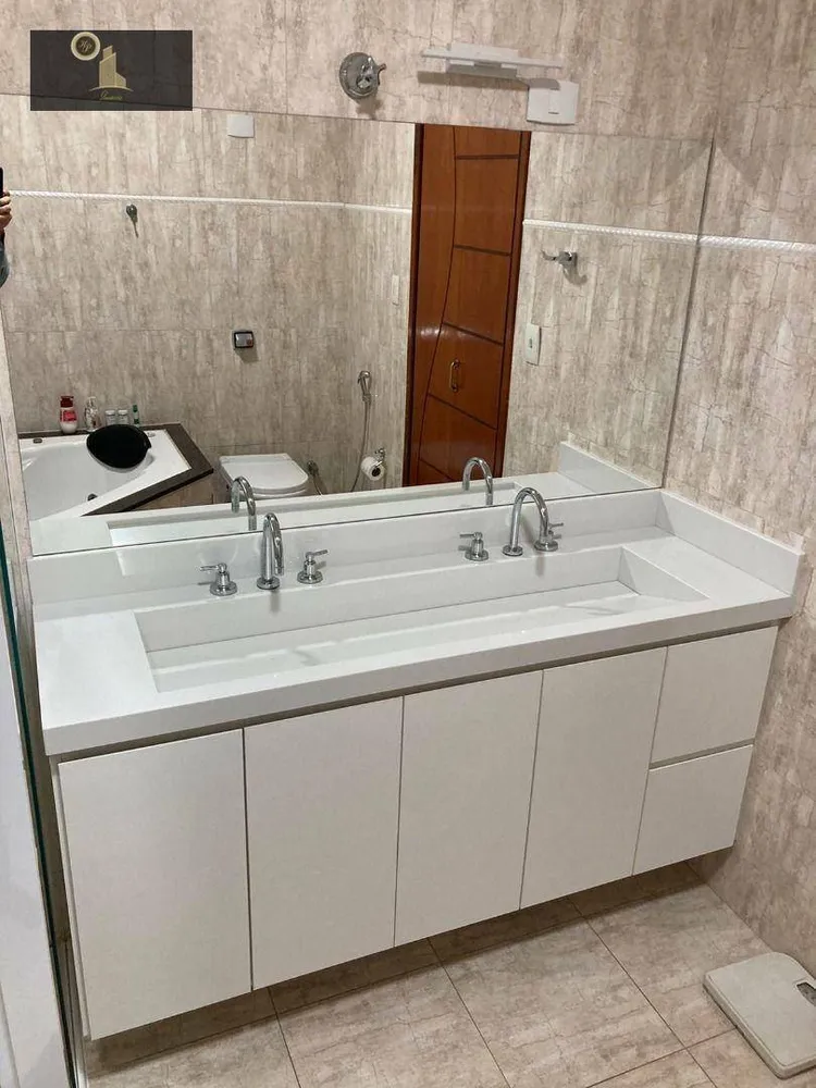 Casa, 5 quartos, 240 m² - Foto 11