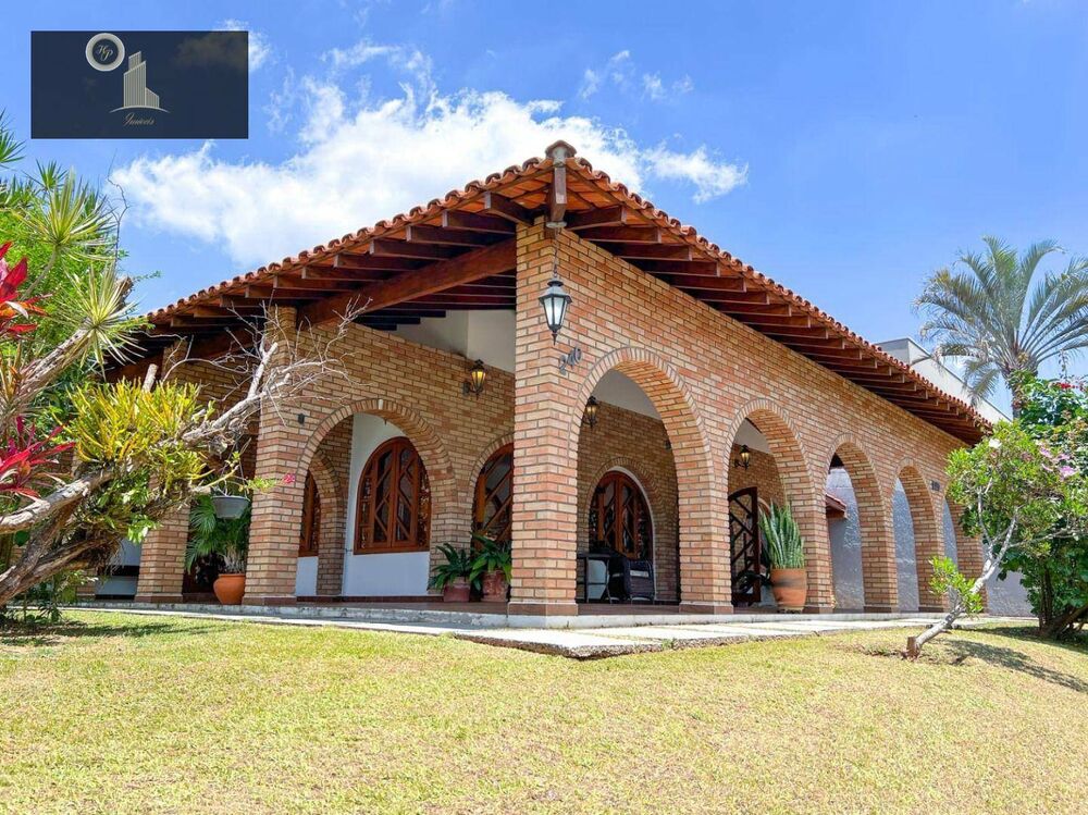 Casa de Condomínio à venda com 6 quartos, 480m² - Foto 3