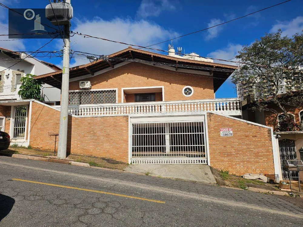 Casa, 3 quartos, 289 m² - Foto 1