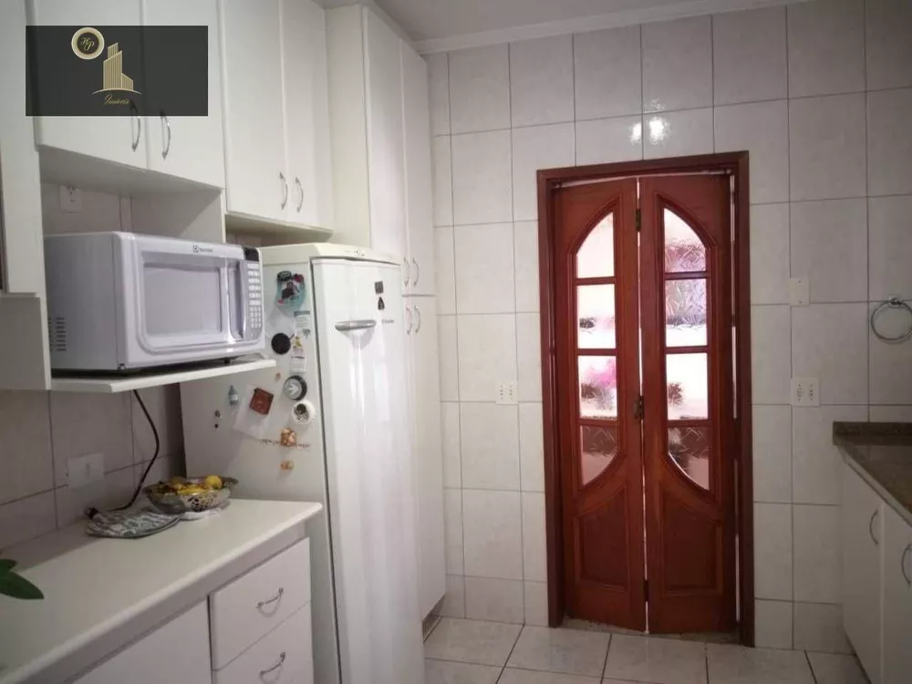 Casa de Condomínio à venda com 3 quartos, 211m² - Foto 11