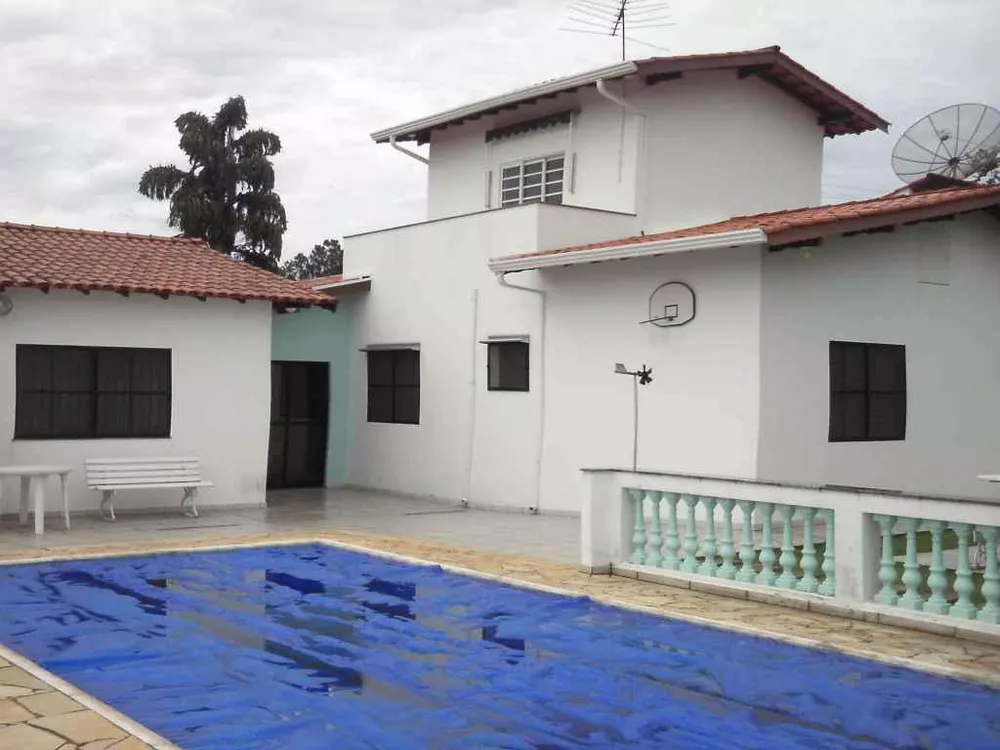 Casa de Condomínio à venda e aluguel com 3 quartos, 284m² - Foto 1