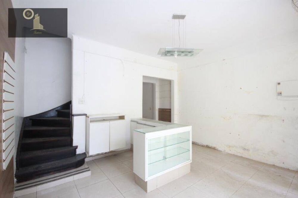 Casa, 9 quartos, 137 m² - Foto 4