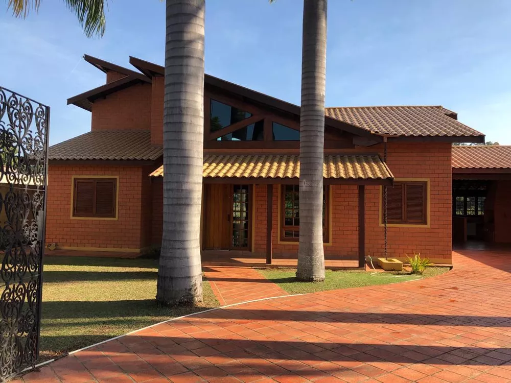 Casa de Condomínio à venda com 4 quartos, 250m² - Foto 4