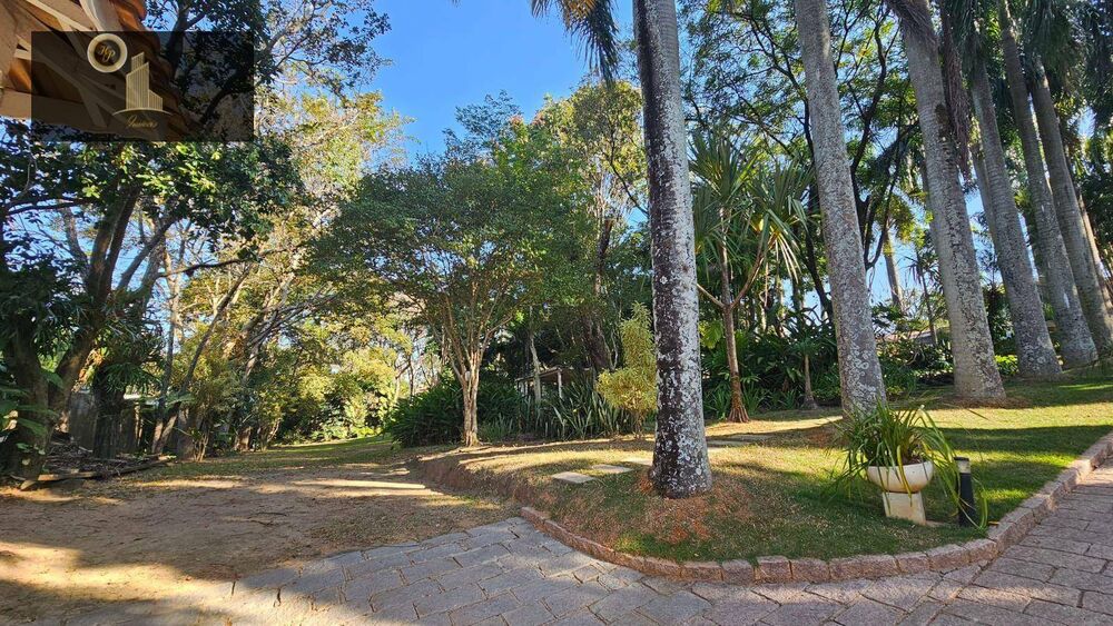 Casa, 4 quartos, 632 m² - Foto 1