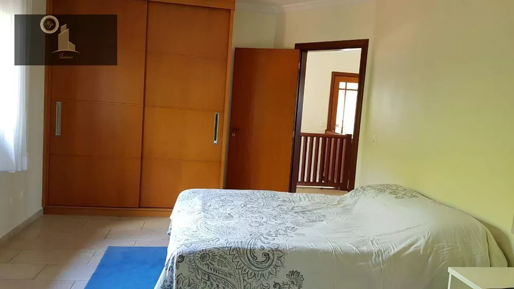 Casa de Condomínio para alugar com 4 quartos, 507m² - Foto 2