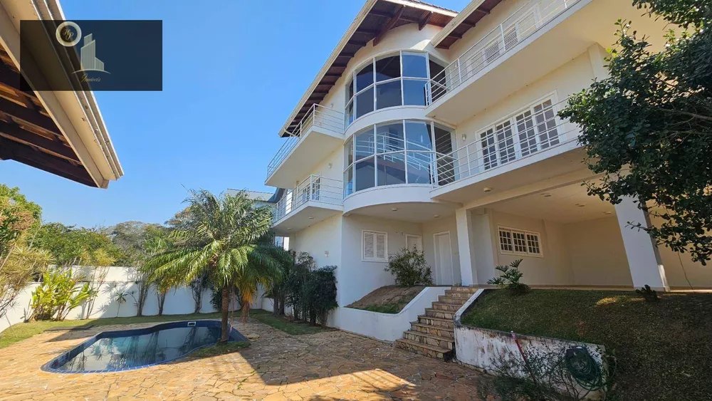 Casa de Condomínio à venda e aluguel com 4 quartos, 472m² - Foto 1