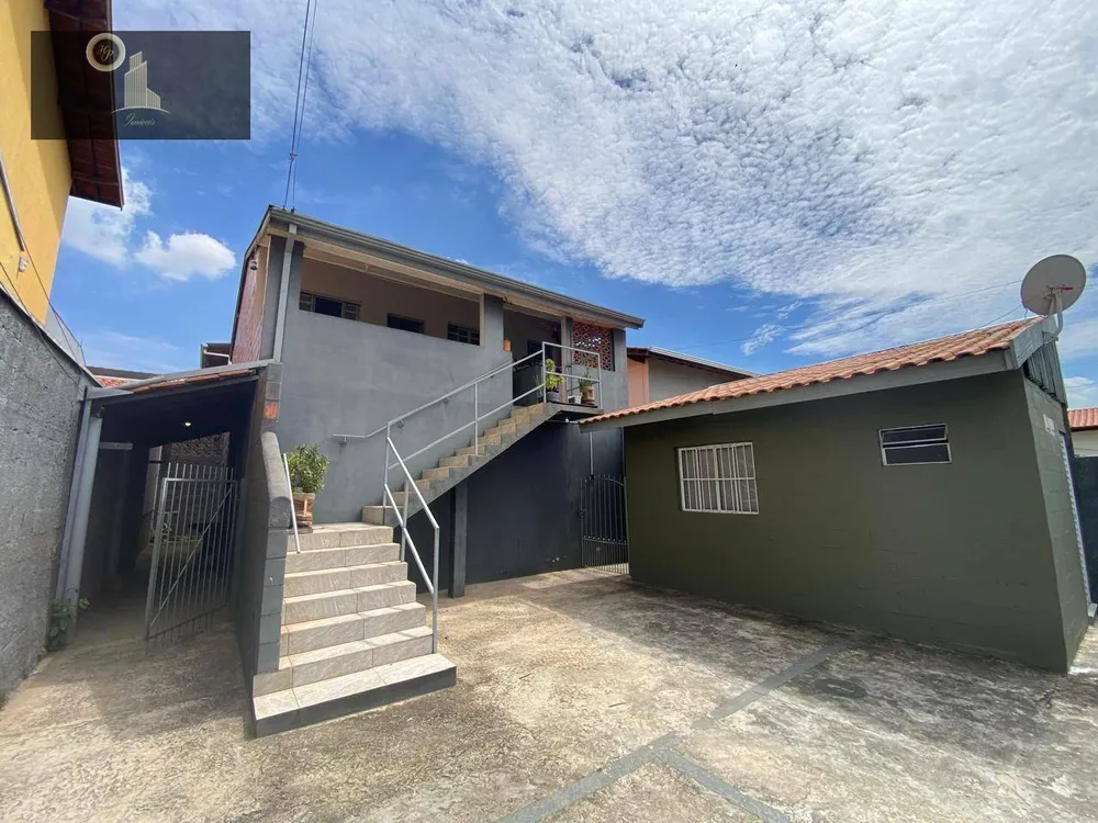 Casa, 4 quartos, 171 m² - Foto 1