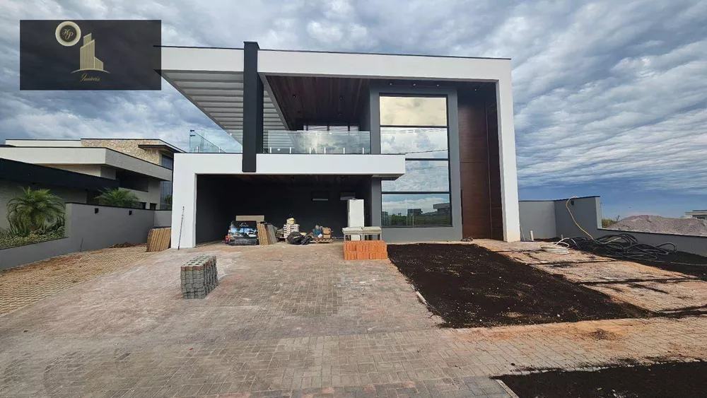 Casa de Condomínio à venda com 4 quartos, 450m² - Foto 2