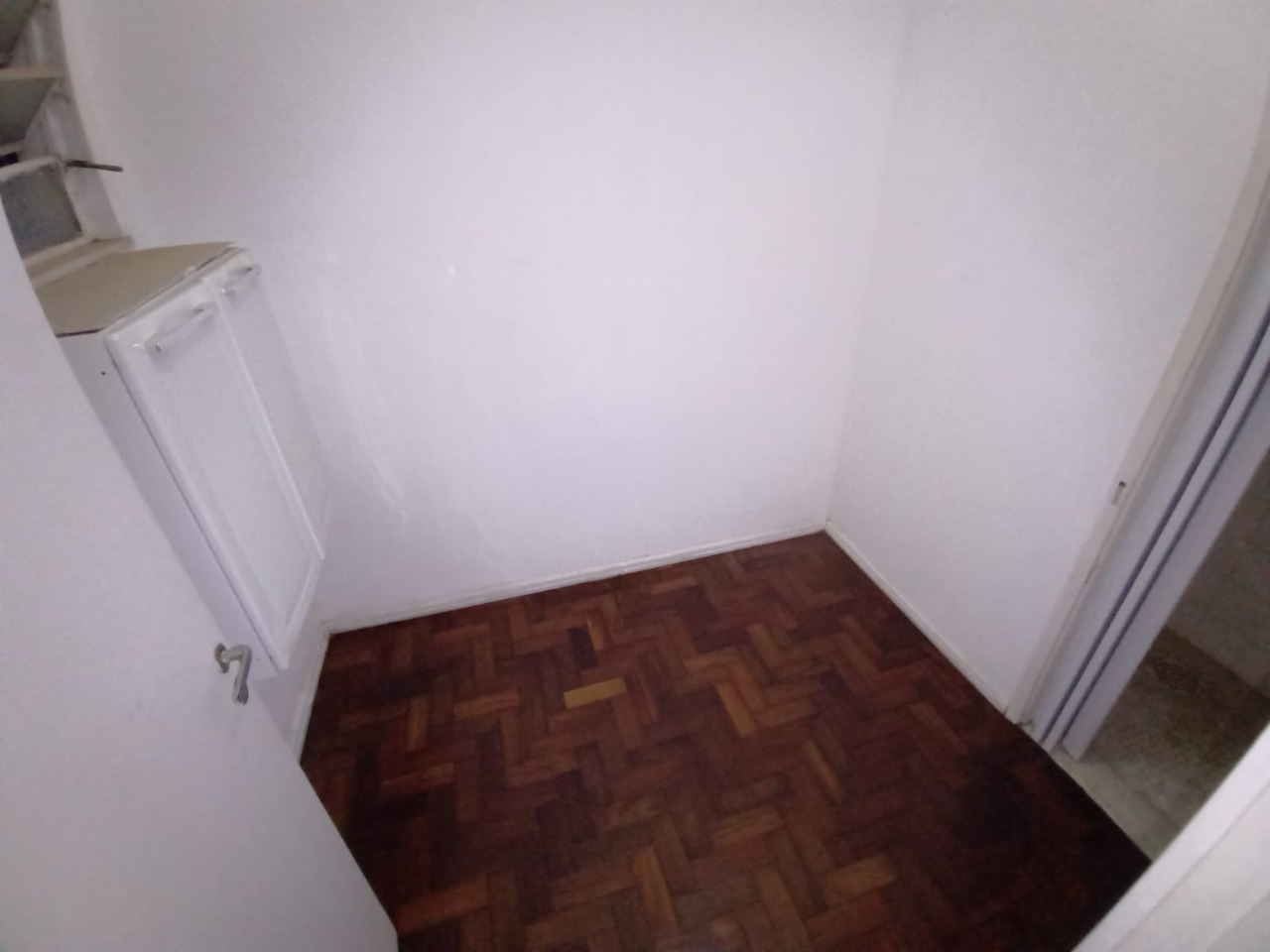 Apartamento à venda com 2 quartos, 63m² - Foto 13