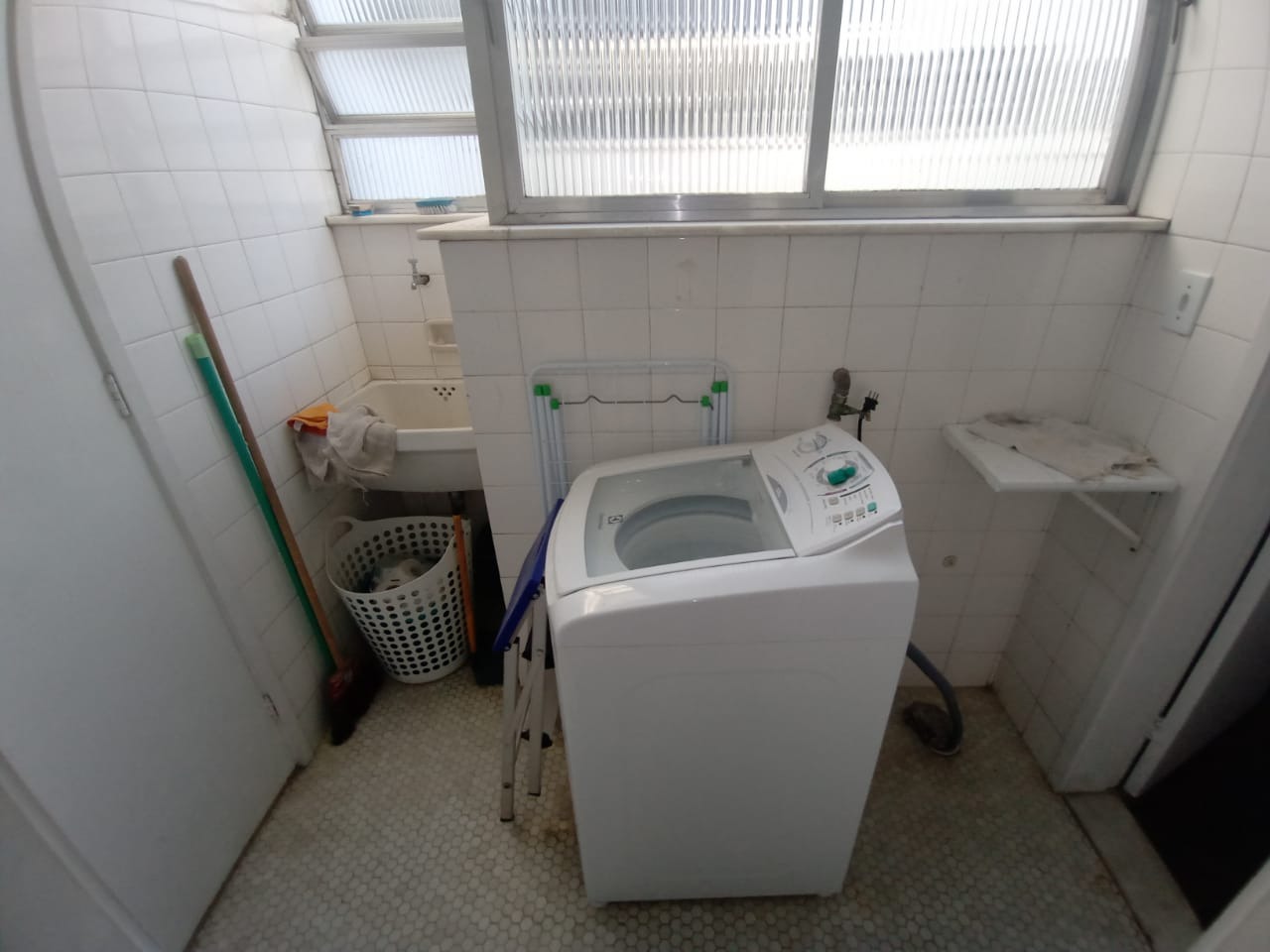 Apartamento à venda com 2 quartos, 63m² - Foto 12