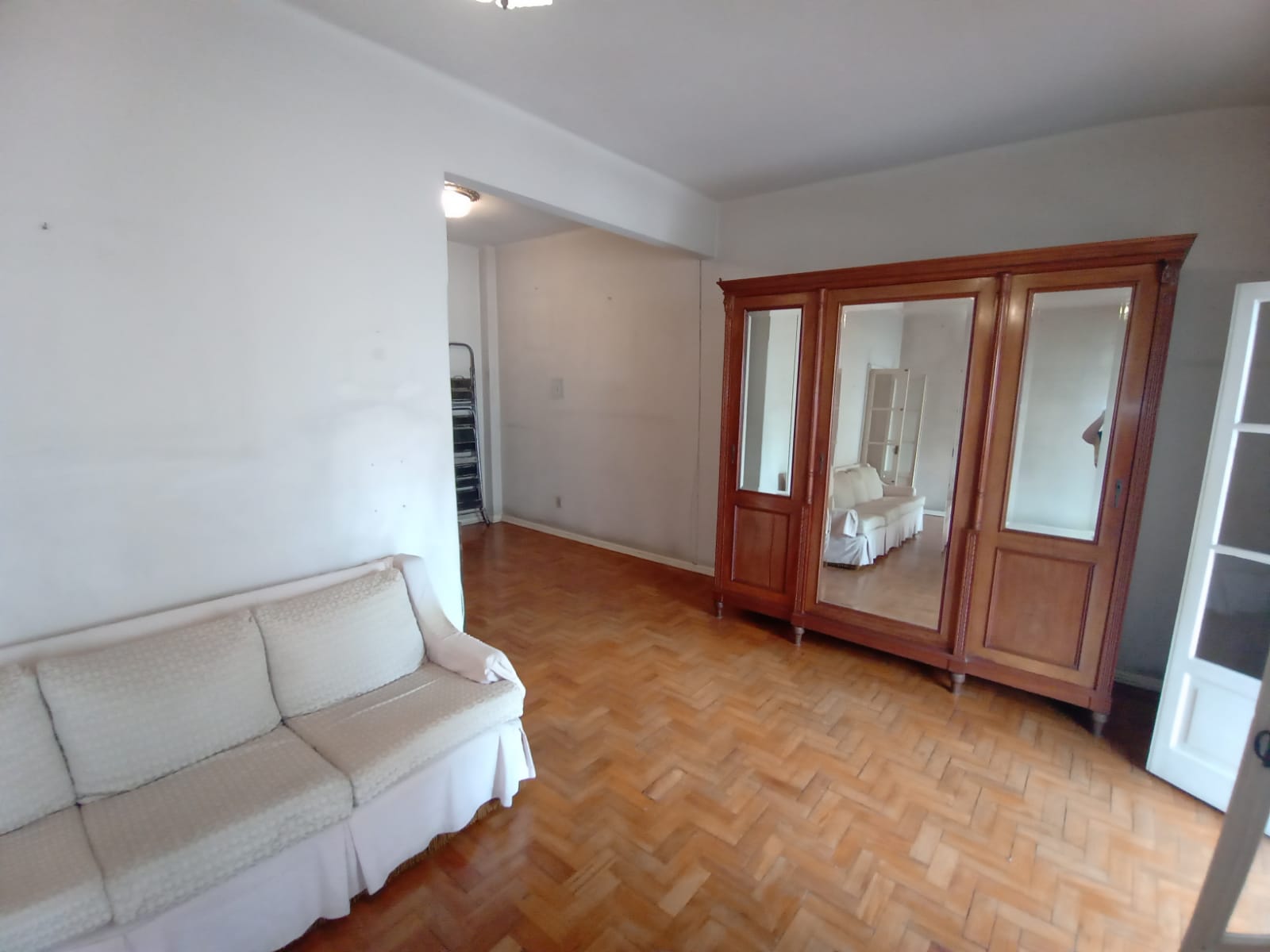 Apartamento à venda com 4 quartos, 300m² - Foto 3