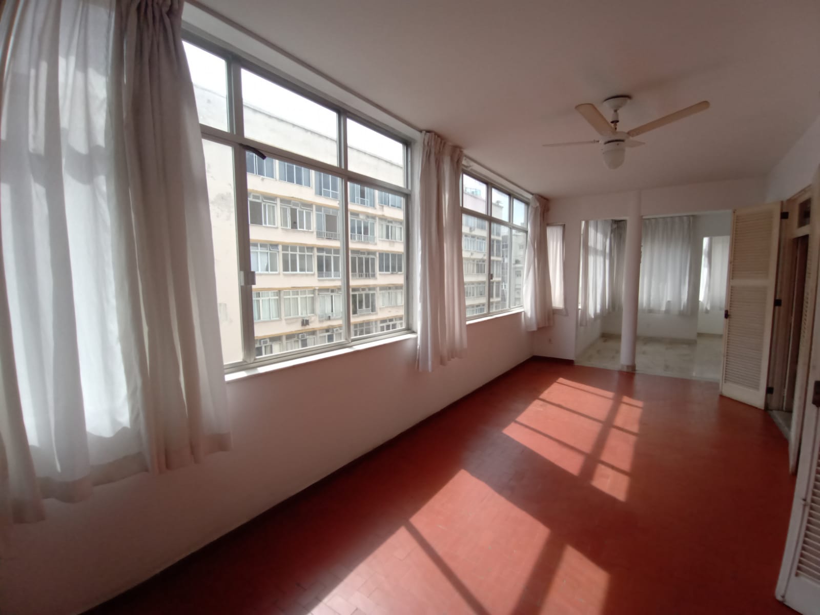 Apartamento à venda com 4 quartos, 300m² - Foto 13