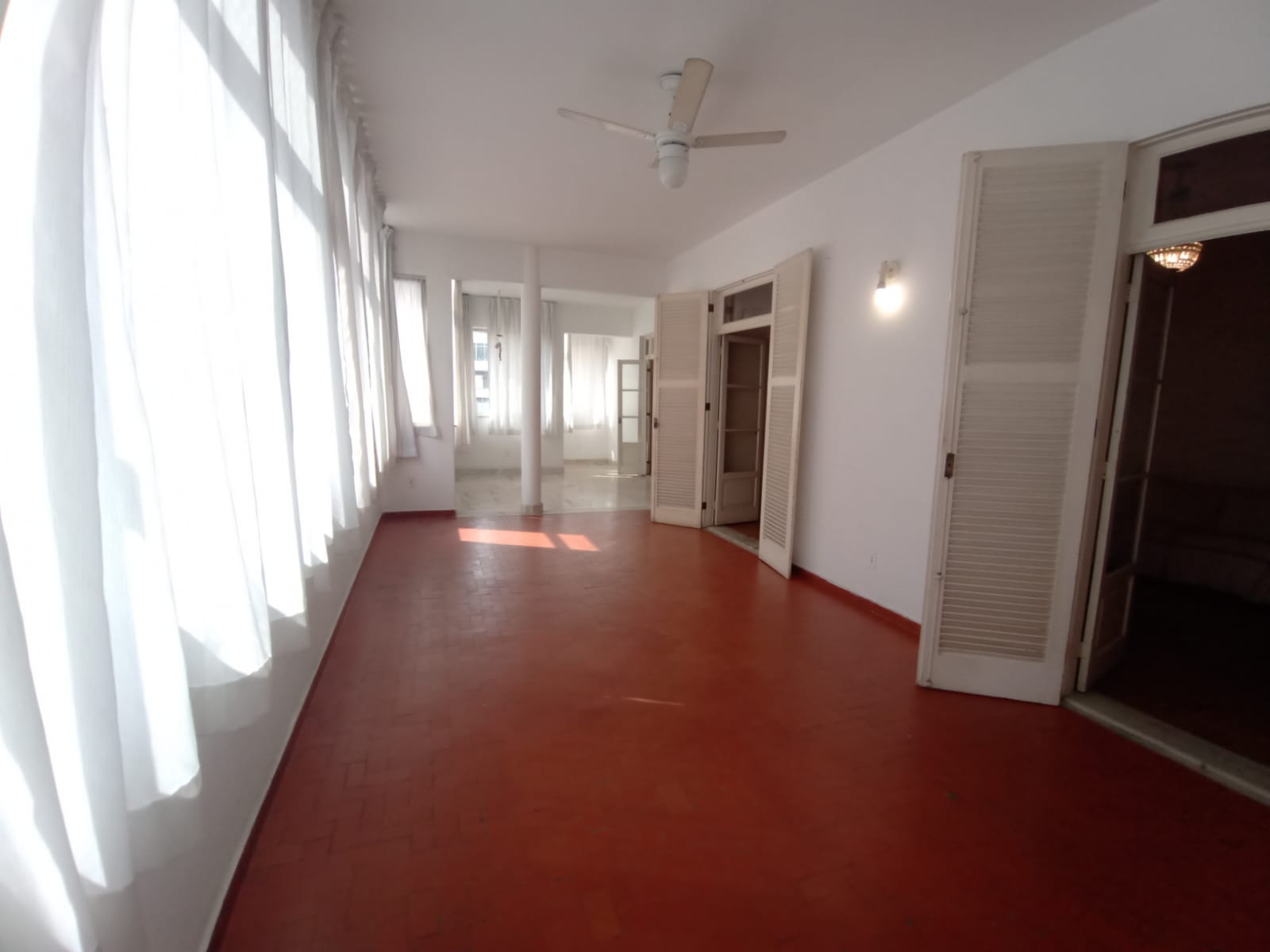 Apartamento à venda com 4 quartos, 300m² - Foto 26