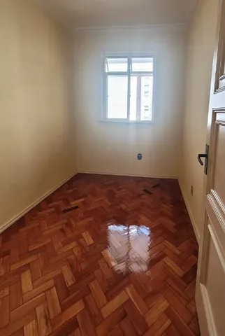 Apartamento à venda com 5 quartos, 183m² - Foto 4