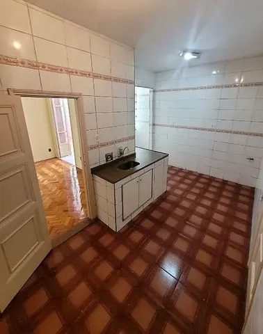 Apartamento à venda com 5 quartos, 183m² - Foto 2