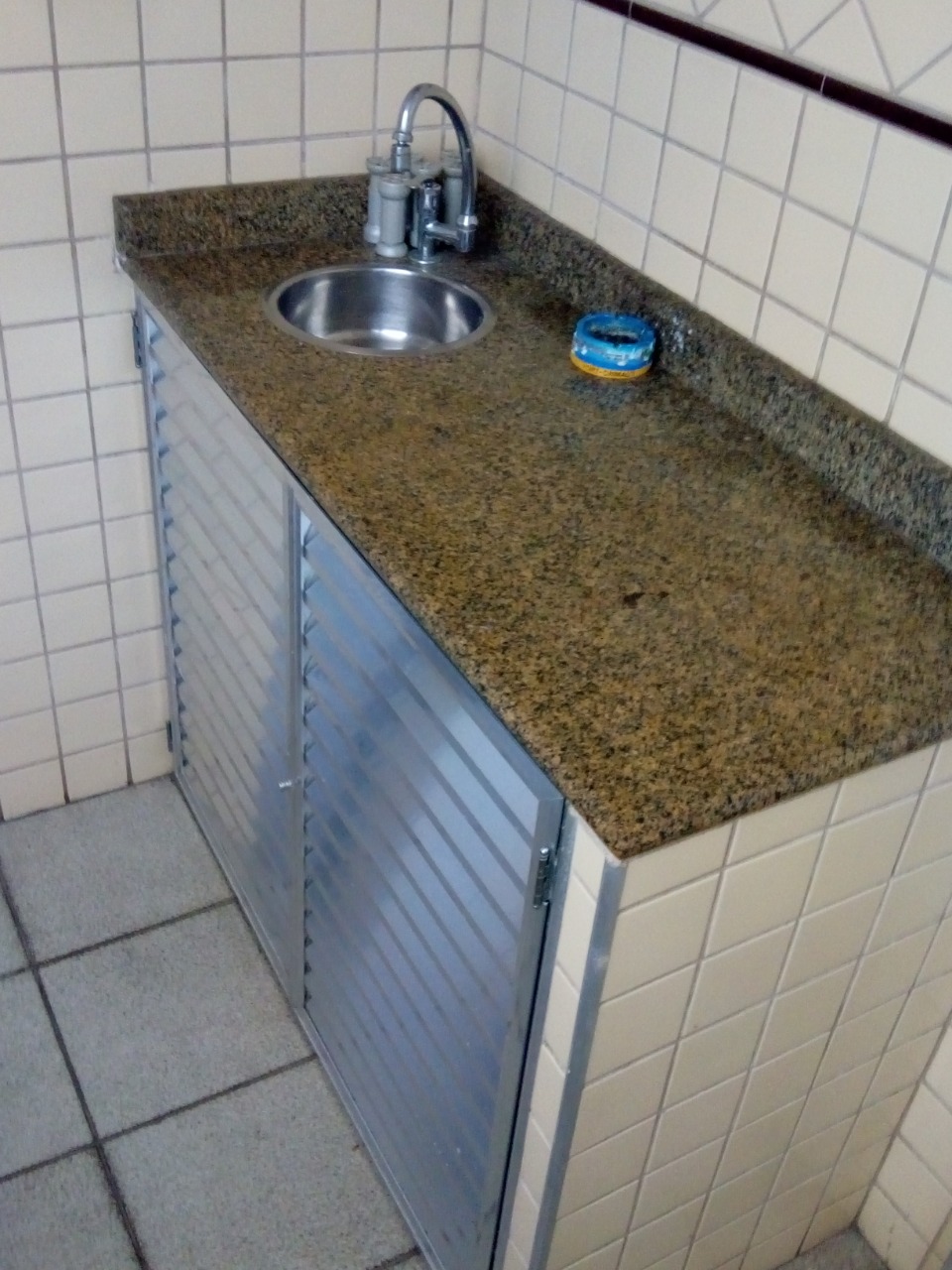 Apartamento à venda com 4 quartos, 100m² - Foto 2