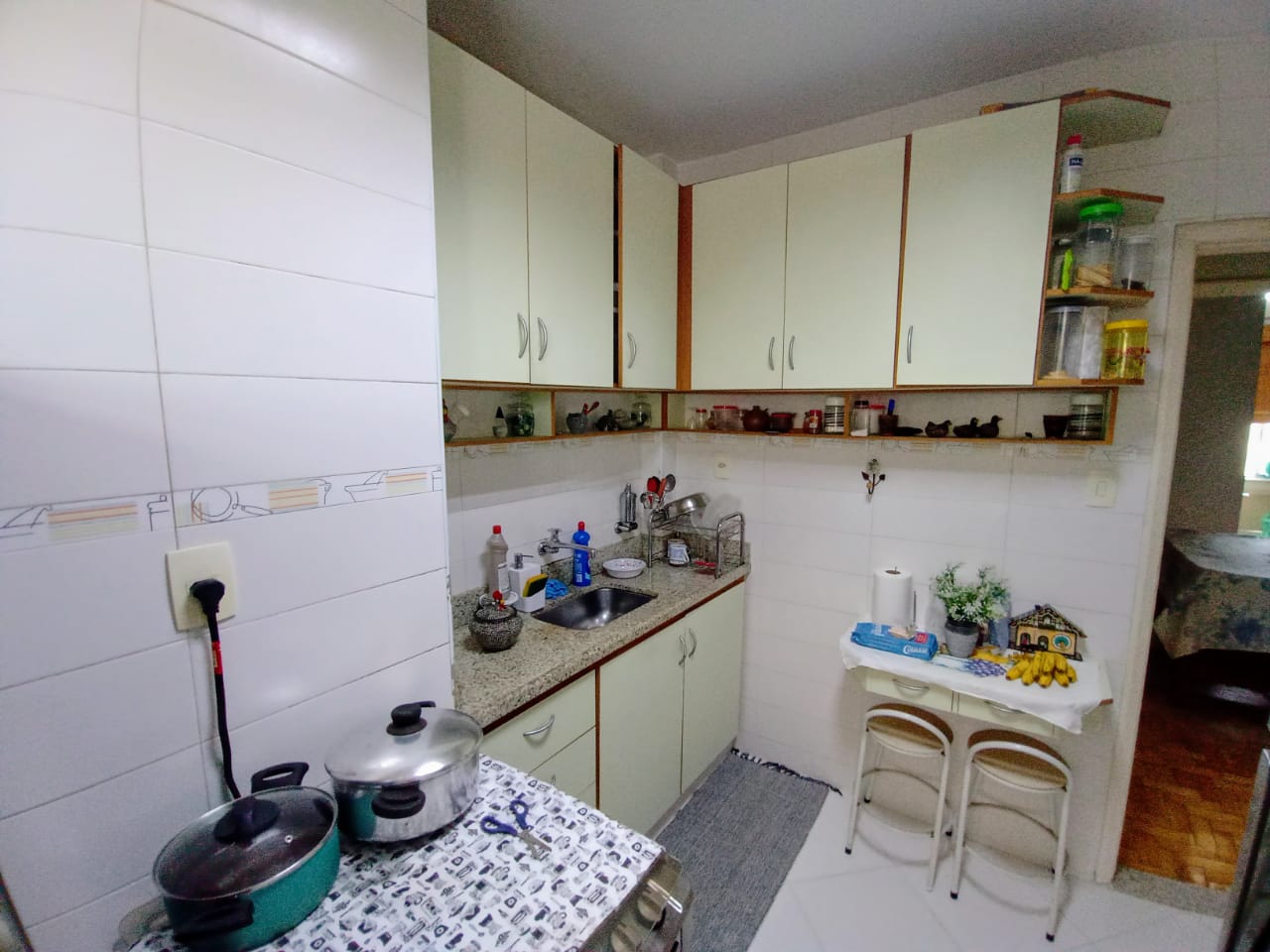 Apartamento à venda com 2 quartos, 70m² - Foto 14