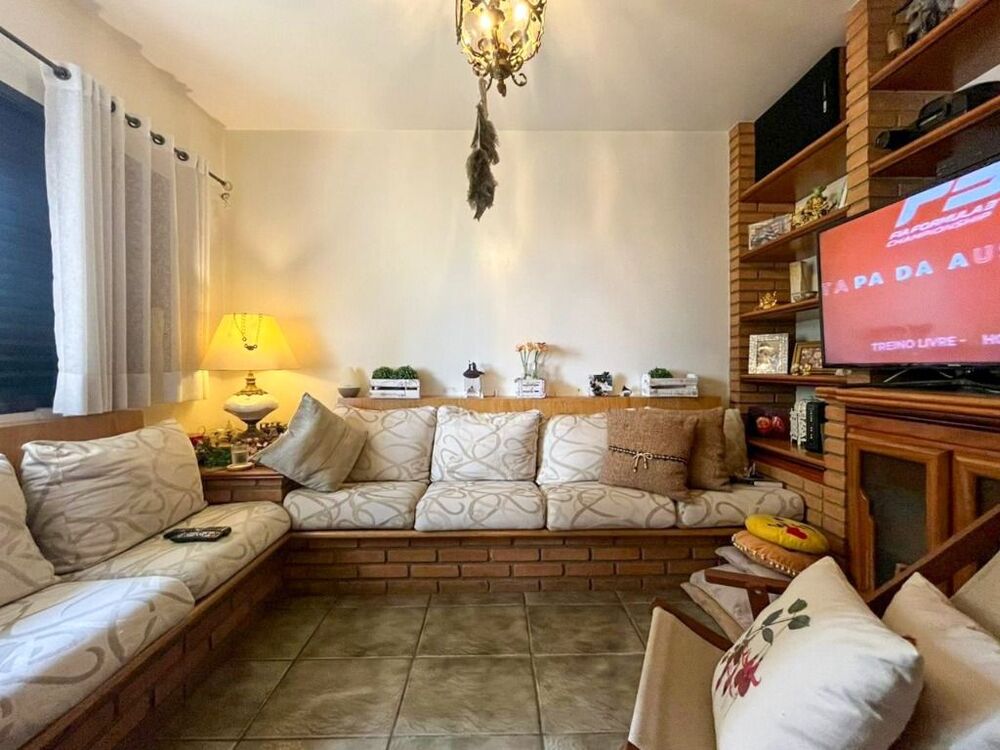 Apartamento à venda com 3 quartos, 189m² - Foto 3