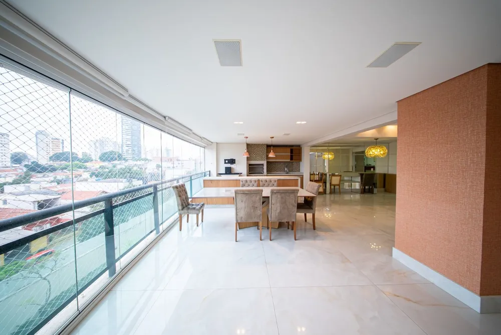 Apartamento, 3 quartos, 200 m² - Foto 1