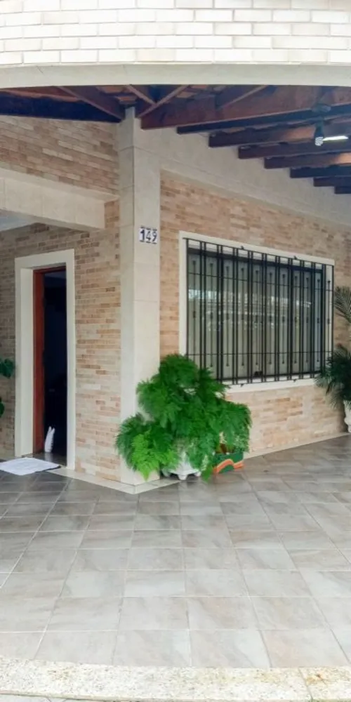 Sobrado, 3 quartos, 220 m² - Foto 1