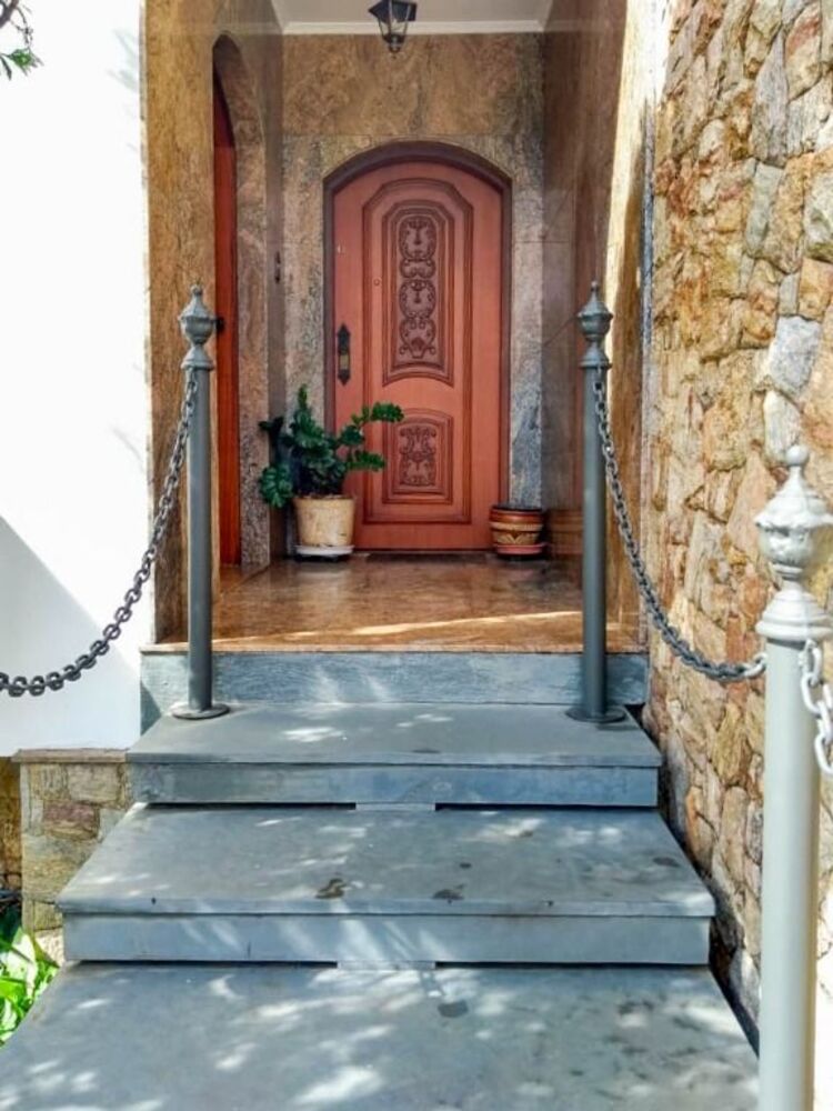 Sobrado à venda com 3 quartos, 250m² - Foto 2
