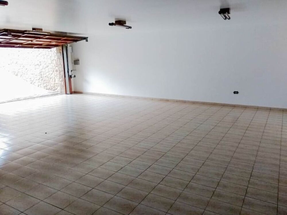 Sobrado à venda com 3 quartos, 250m² - Foto 25