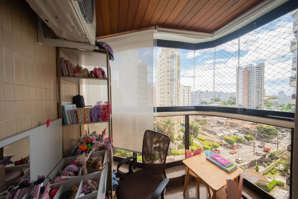 Apartamento, 3 quartos, 246 m² - Foto 2