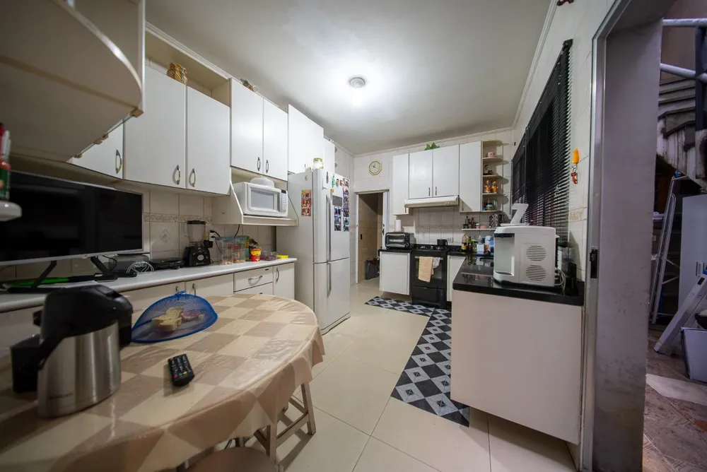Sobrado, 4 quartos, 254 m² - Foto 1