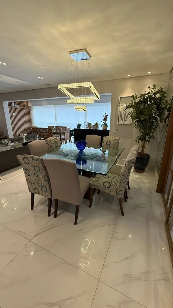 Apartamento, 3 quartos, 132 m² - Foto 1