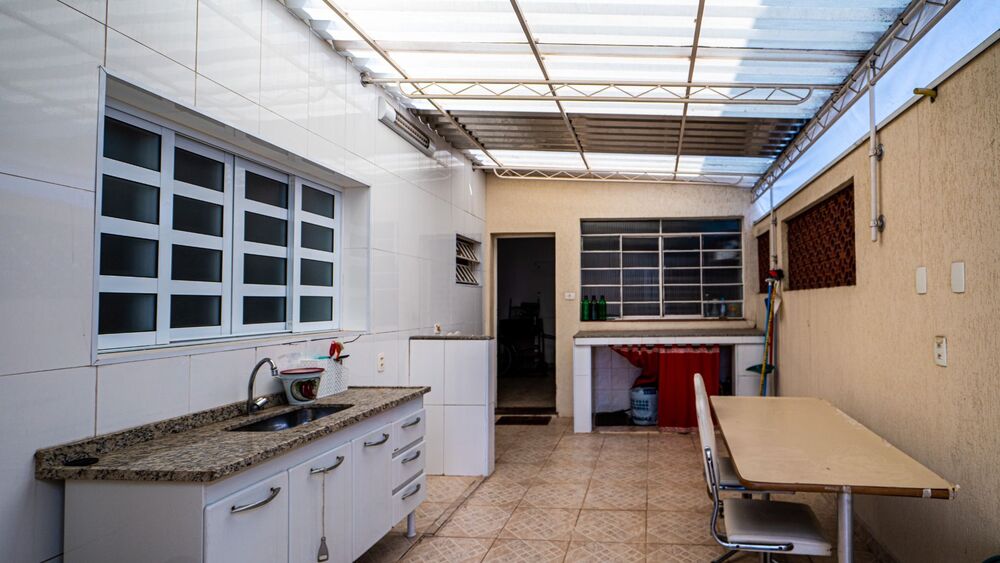 Sobrado, 4 quartos, 200 m² - Foto 2