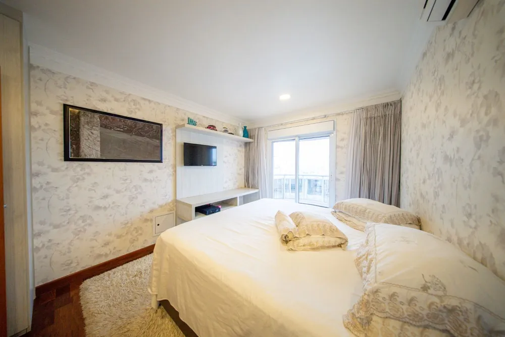 Apartamento, 3 quartos, 202 m² - Foto 1