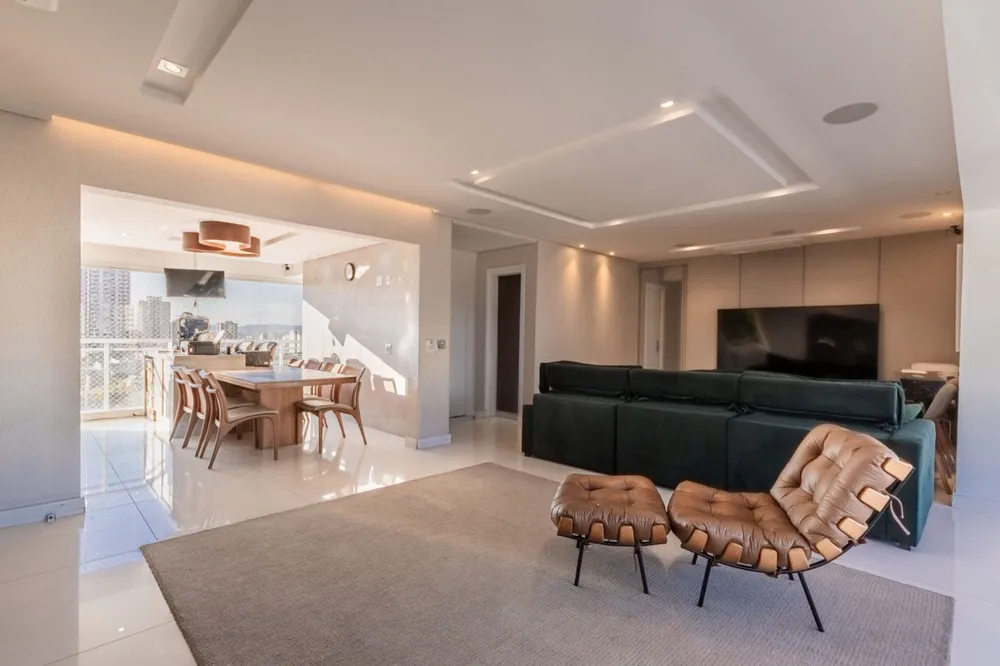 Apartamento, 3 quartos, 209 m² - Foto 2