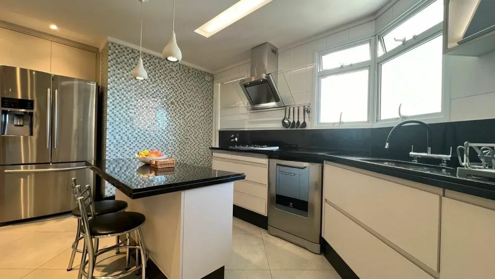 Cobertura, 3 quartos, 185 m² - Foto 3