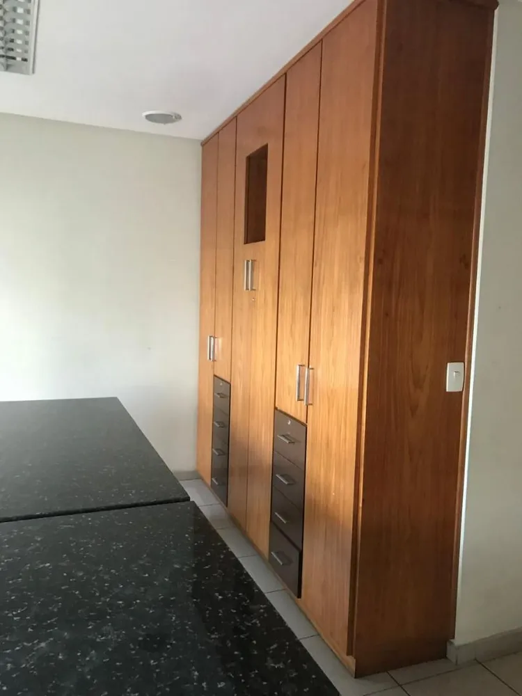 Depósito-Galpão, 930 m² - Foto 2