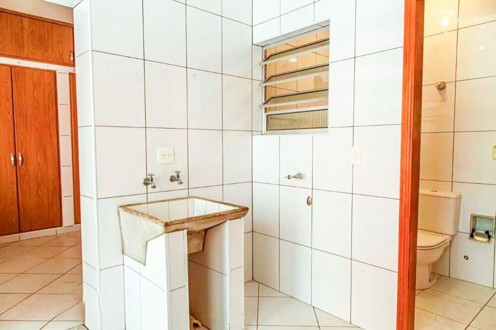 Sobrado à venda com 3 quartos, 150m² - Foto 3