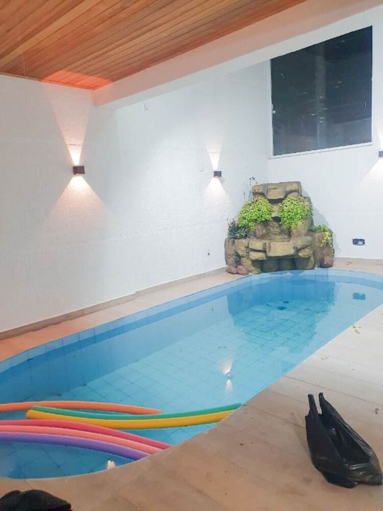 Sobrado, 3 quartos, 307 m² - Foto 2