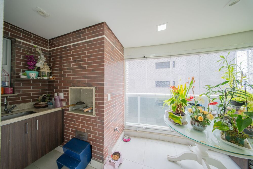 Apartamento à venda com 3 quartos, 180m² - Foto 8